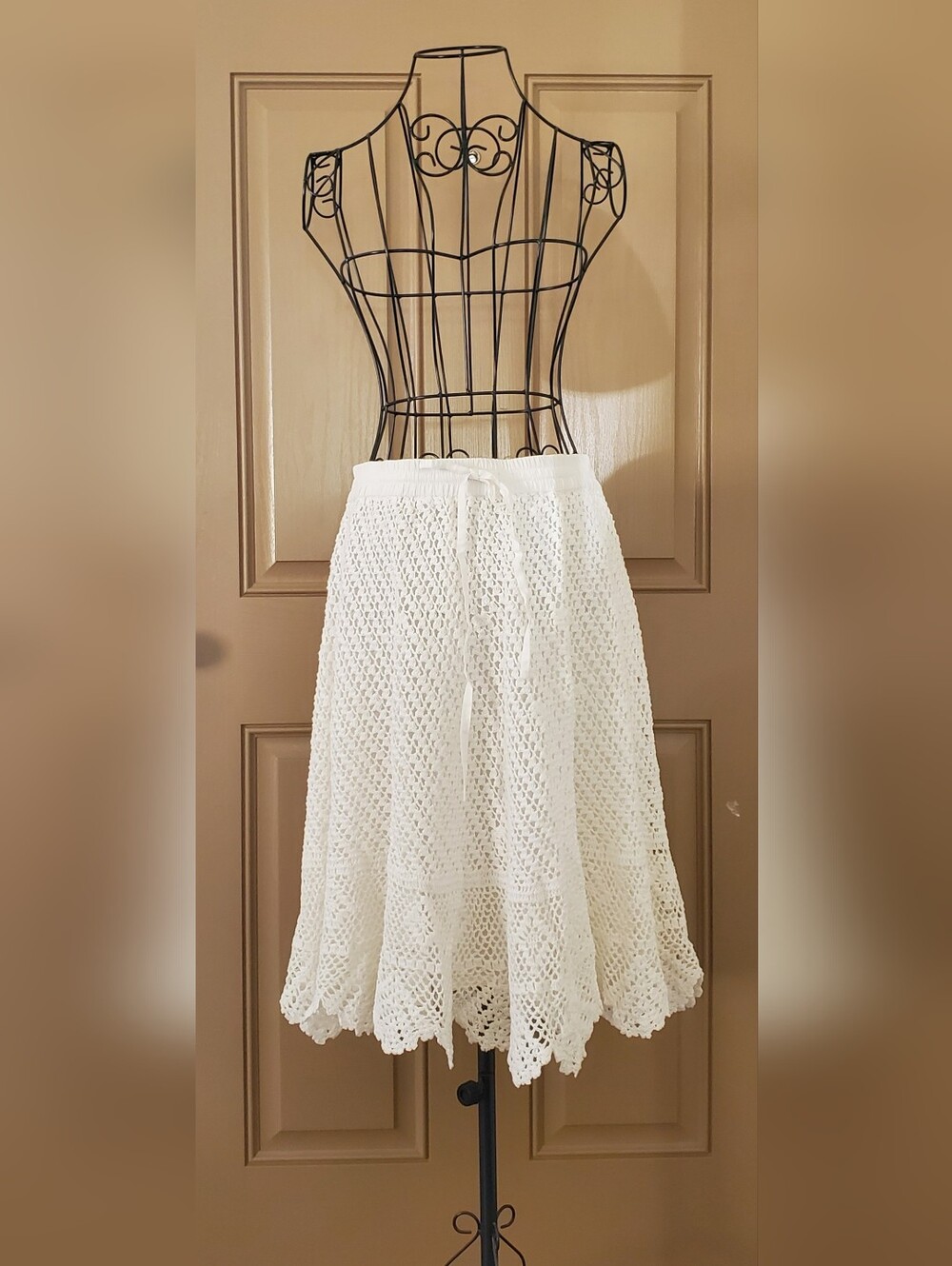 NWOT Chelsea & Theodore White Crochet Midi Skirt with Drawstring Waist.